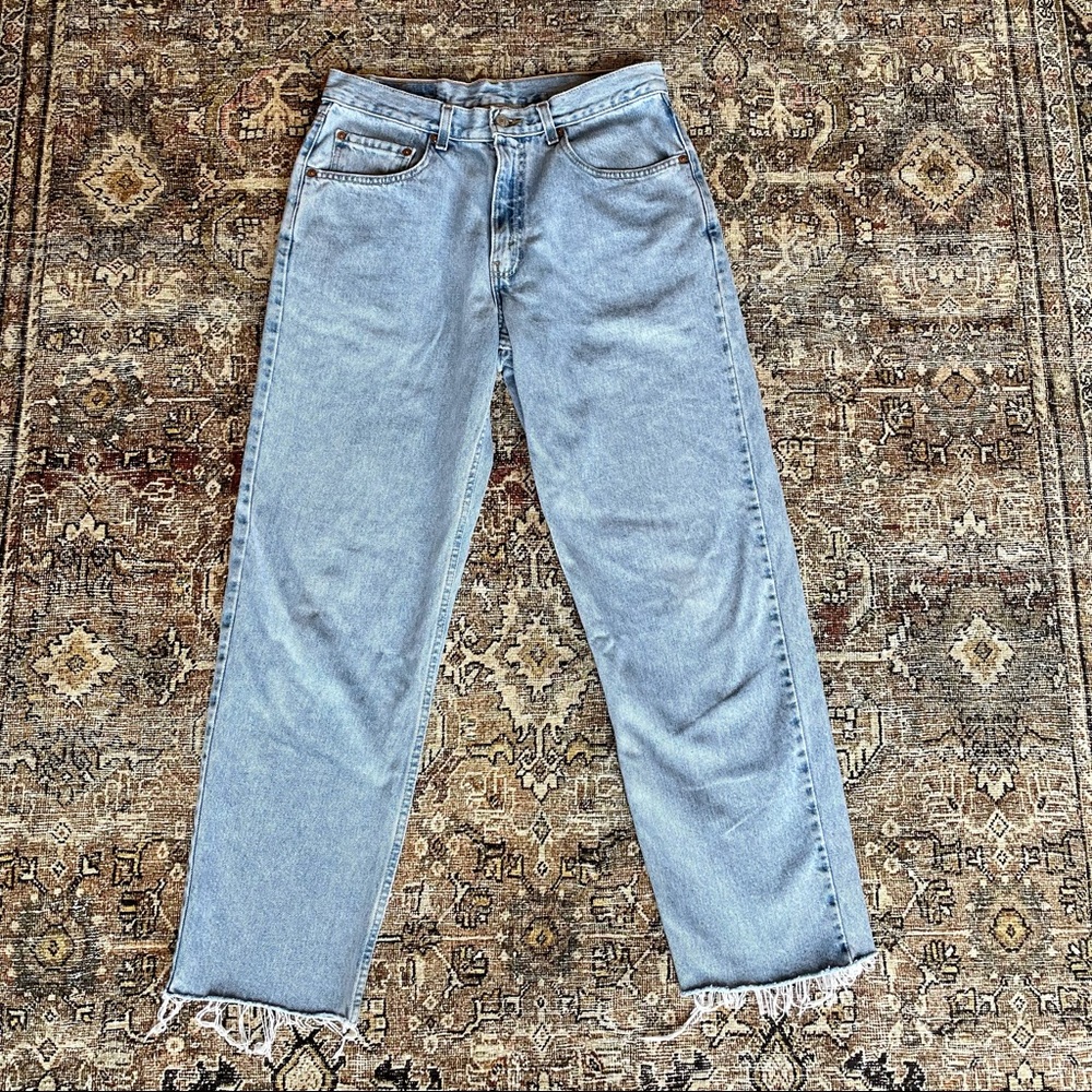 ✨SOLD✨ Vintage Levi’s 550 High Waisted Straight Leg Jeans in Light Wash - 33 - Picture 4 of 4